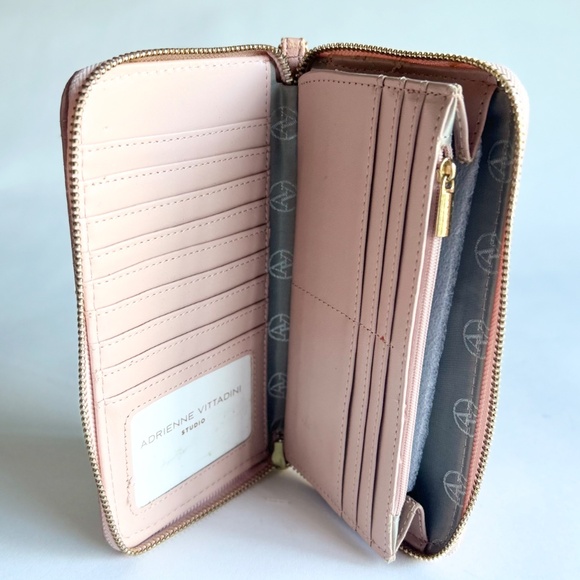 New Adrienne Vittadini Pink Leather Zip Around Wallet - Picture 10 of 16